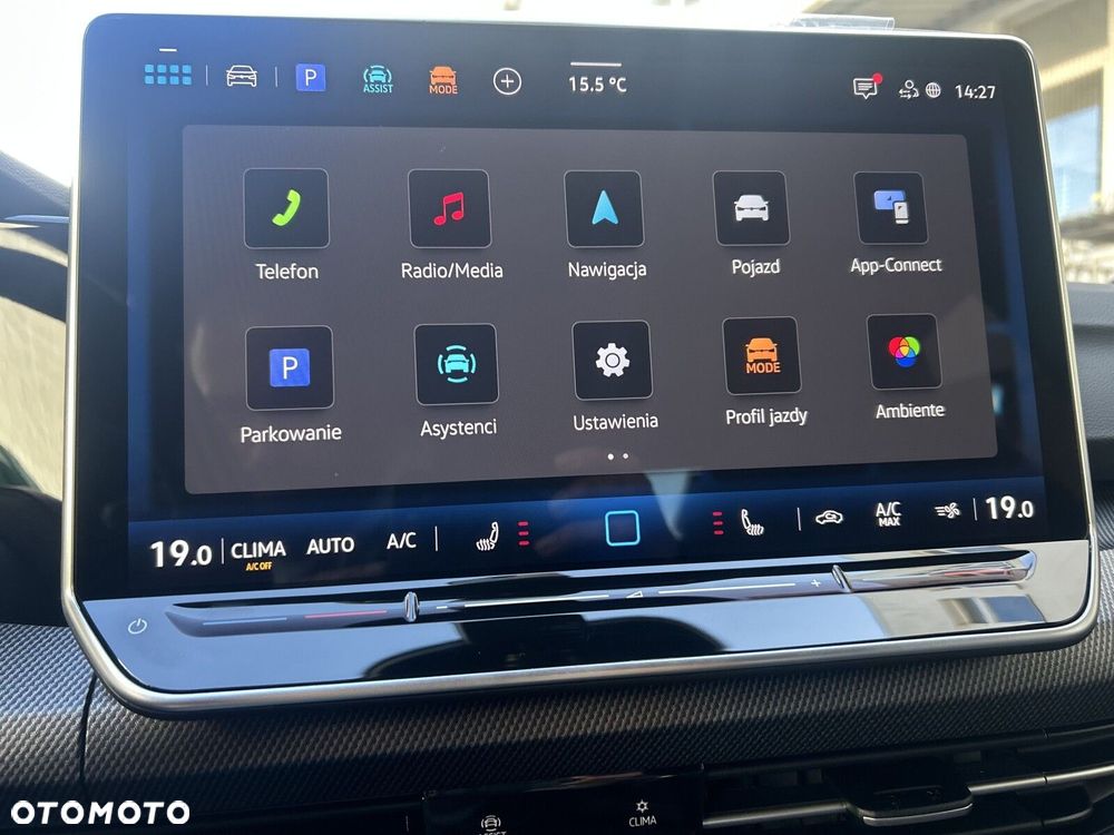 Volkswagen Golf - 33