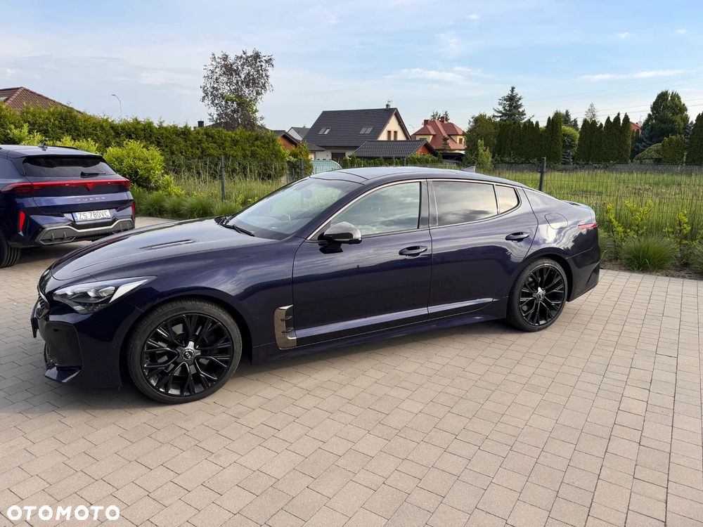 Kia Stinger 2.0 T-GDI GT Line - 1