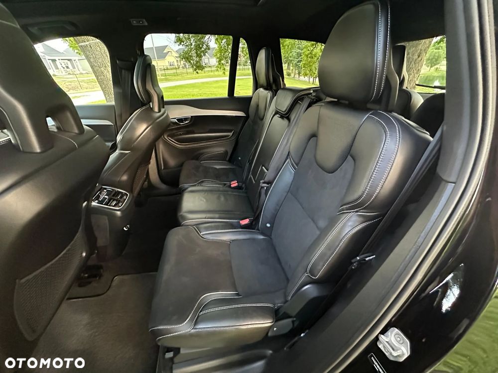 Volvo XC 90 - 23