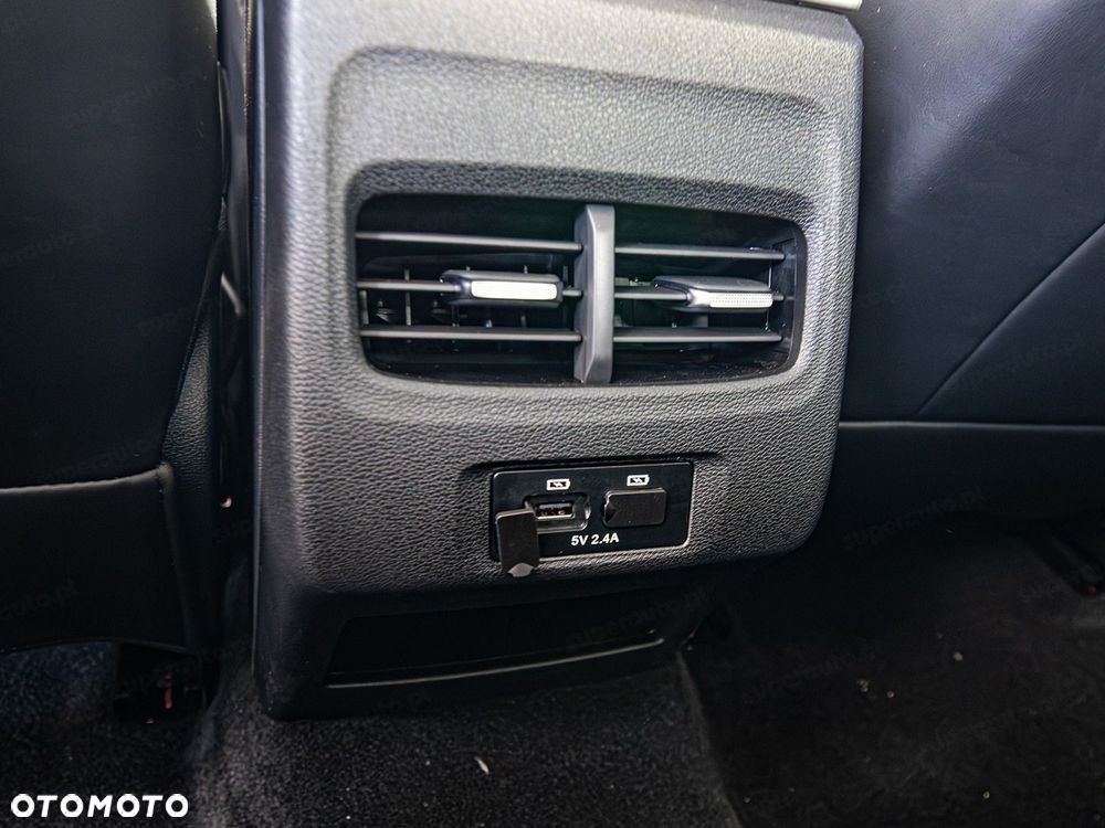 JAC J7 Plus CVT - 18