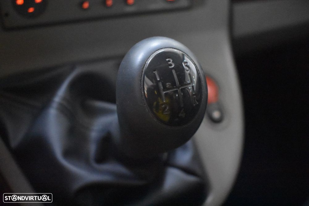 Renault Kangoo 1.5 dCi C. Grande Volume - 35