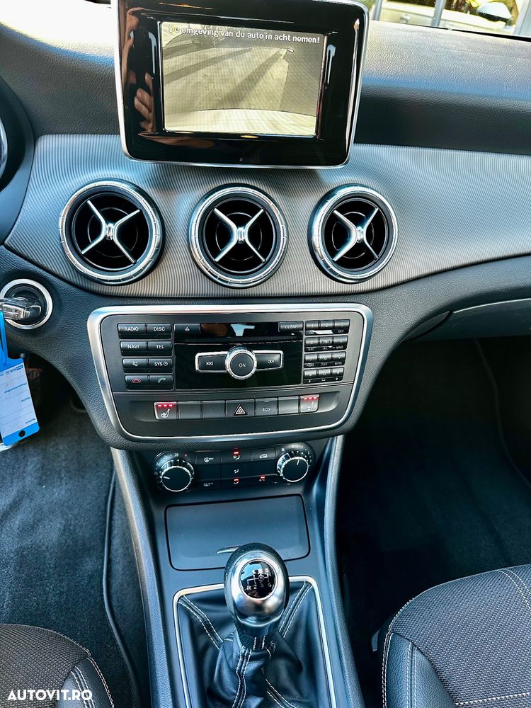 Mercedes-Benz CLA 180 - 6