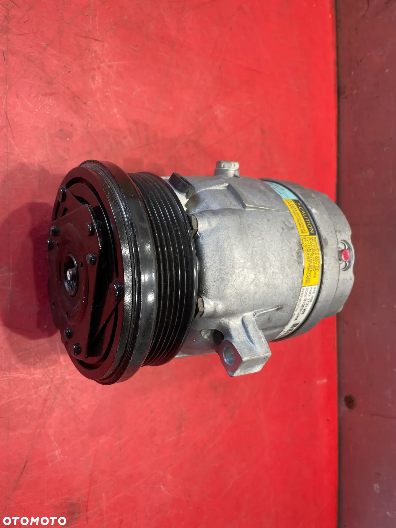 Sprężarka klimatyzacji OPEL VECTRA B 90443840 - 3
