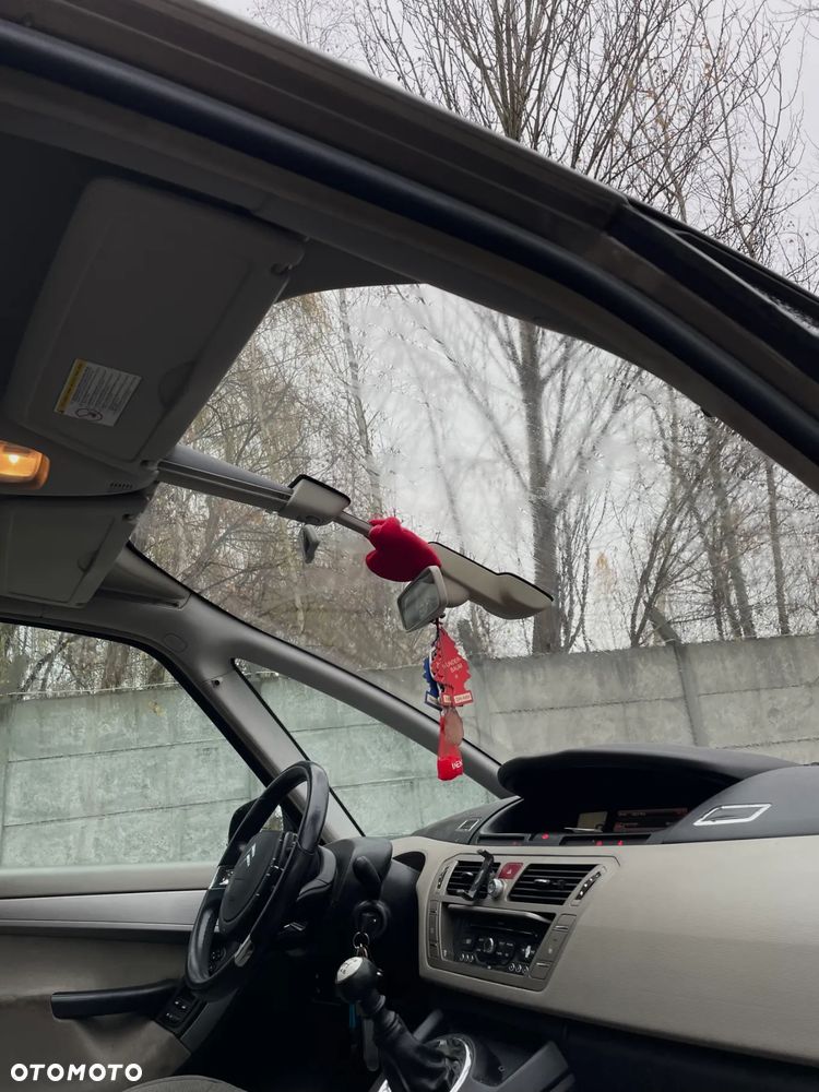 Citroën C4 Picasso 2.0 HDi Equilibre Navi Exclusive - 11