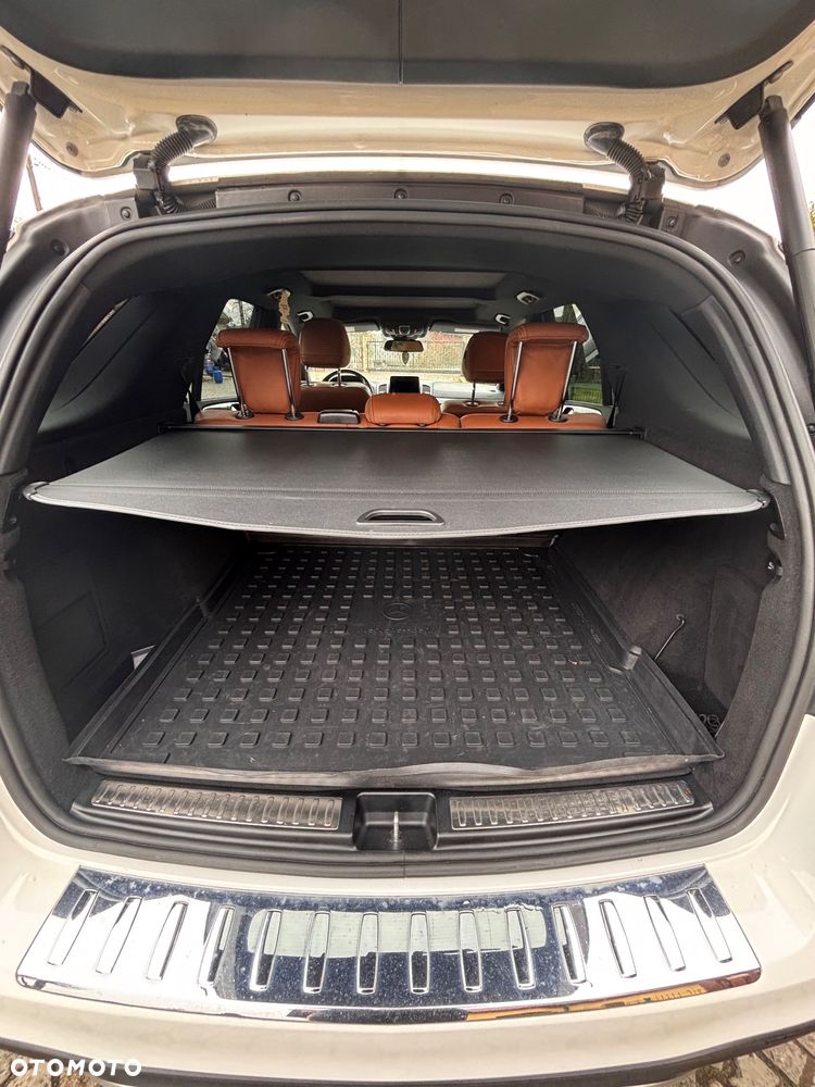 Mercedes-Benz GLE AMG 43 4M 9G-TRONIC AMG Line - 11