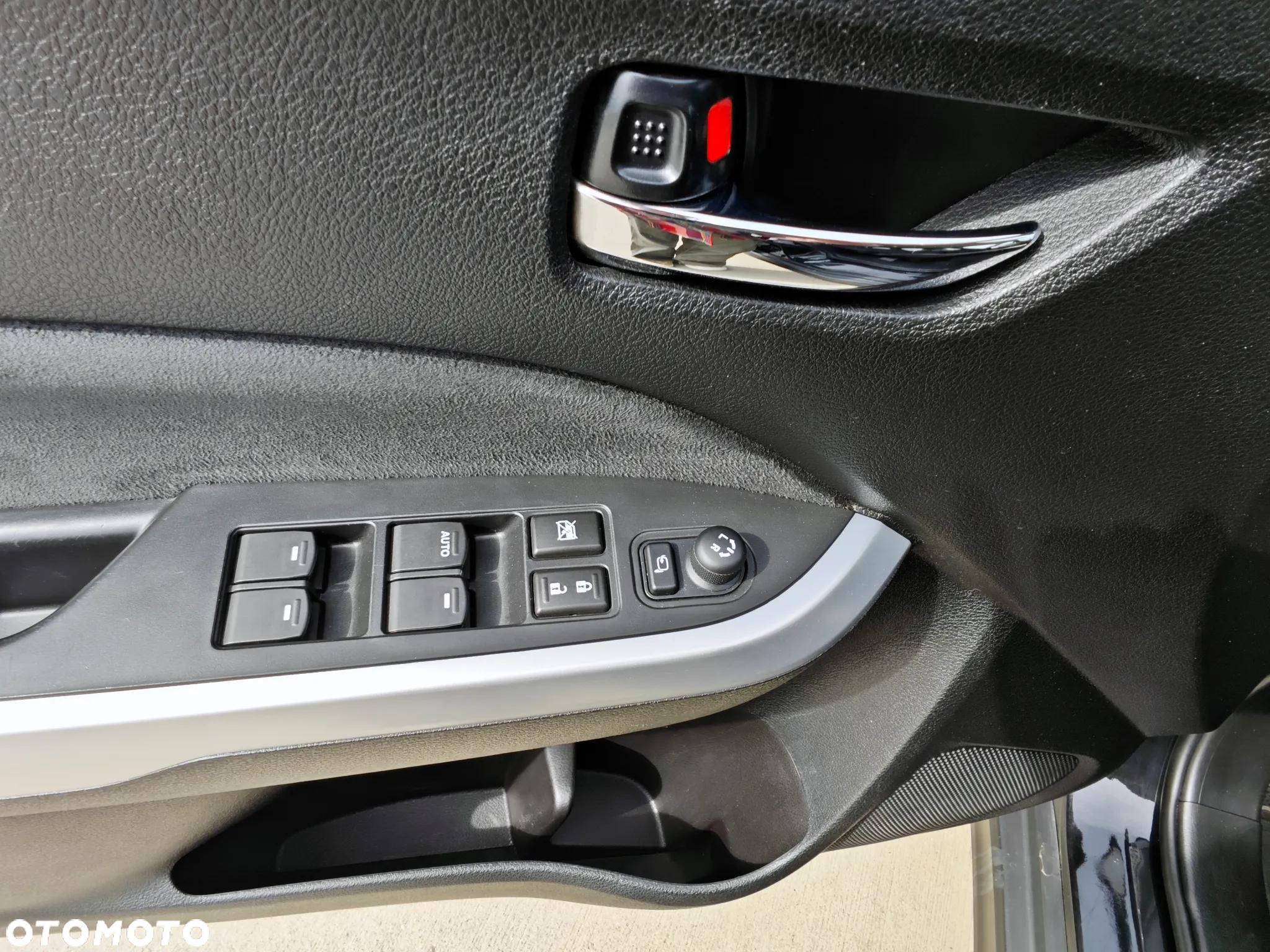 Suzuki Vitara - 16
