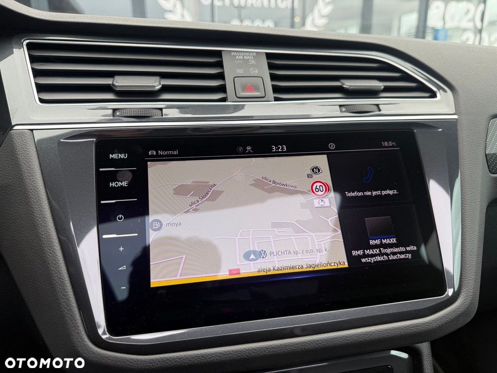 Volkswagen Tiguan - 32