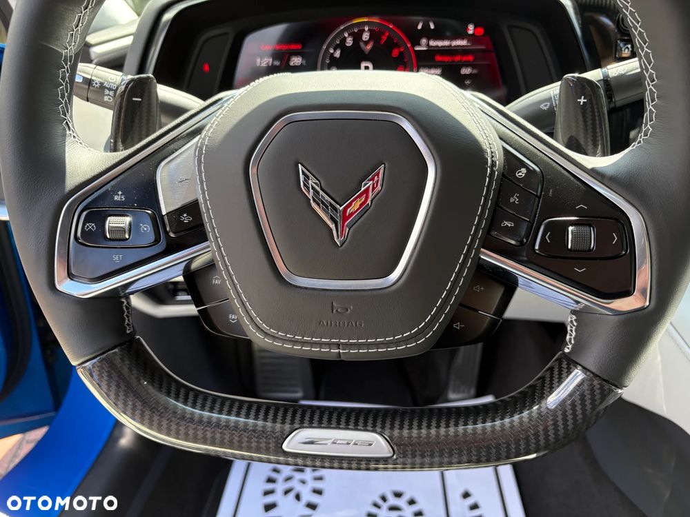 Chevrolet Corvette - 29