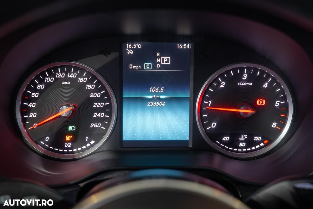 Mercedes-Benz GLC 220 d 4Matic 9G-TRONIC - 16