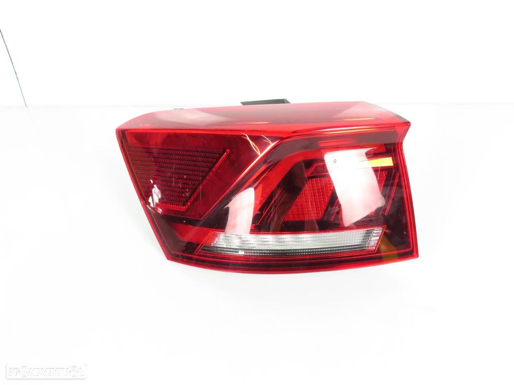 Farolim LED Esquerdo/Trás Usado / Original VW T-ROC (A11) 2GA945095D - 1