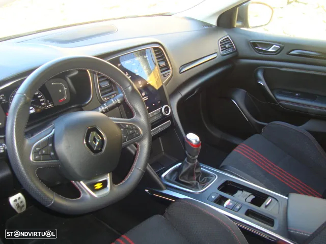 Renault Mégane Sport Tourer 1.5 Blue dCi R.S. Line - 26