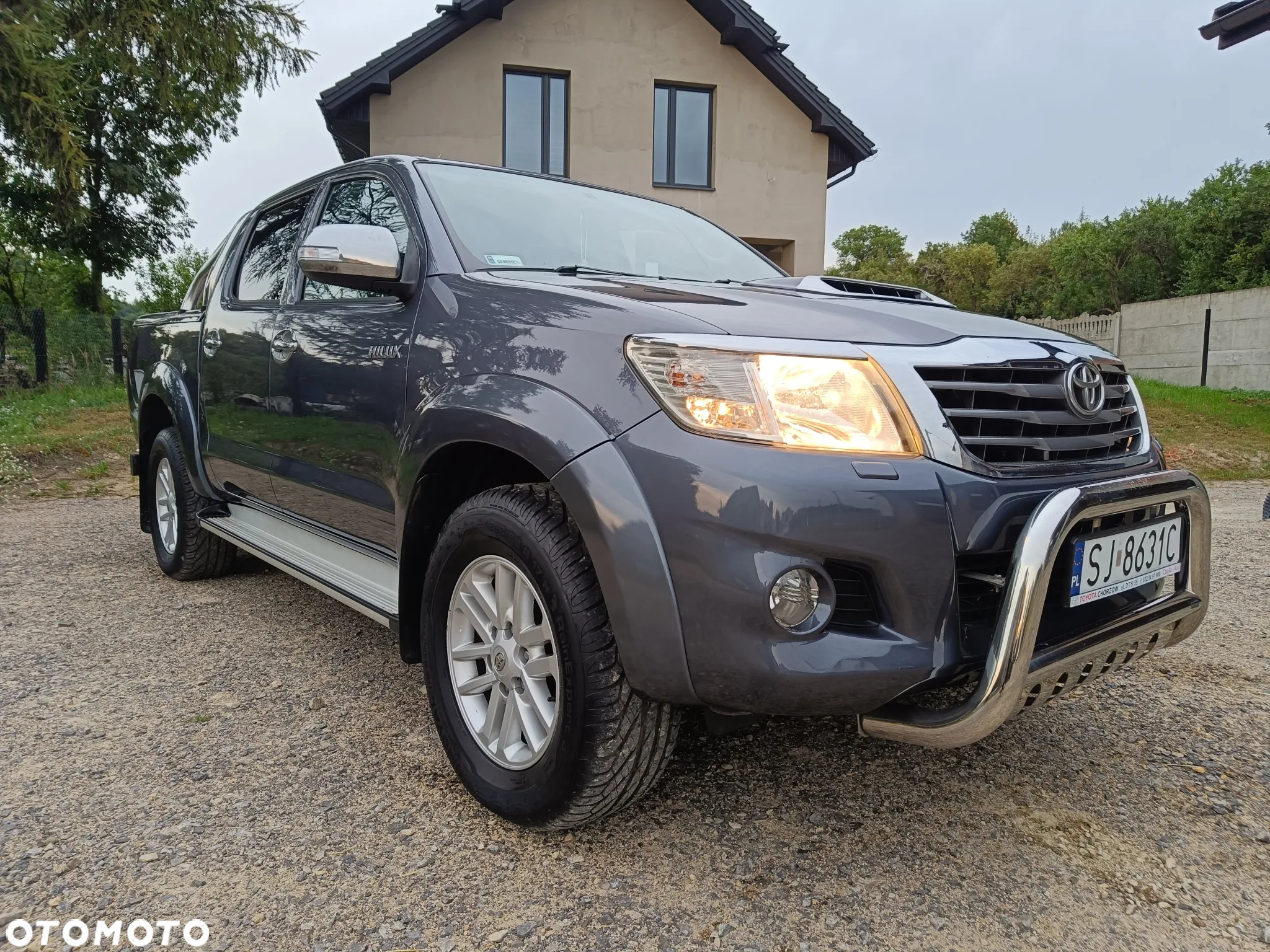 Toyota Hilux 3.0 D-4D SR5 - 2