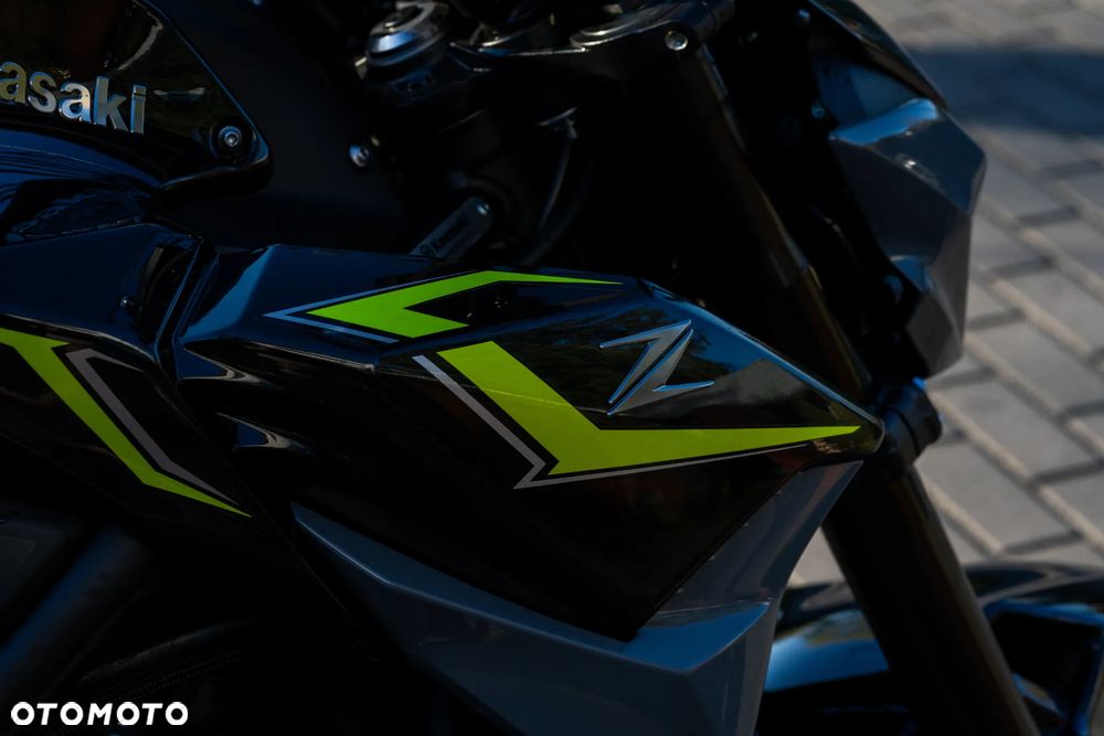 Kawasaki Z 900 - 7