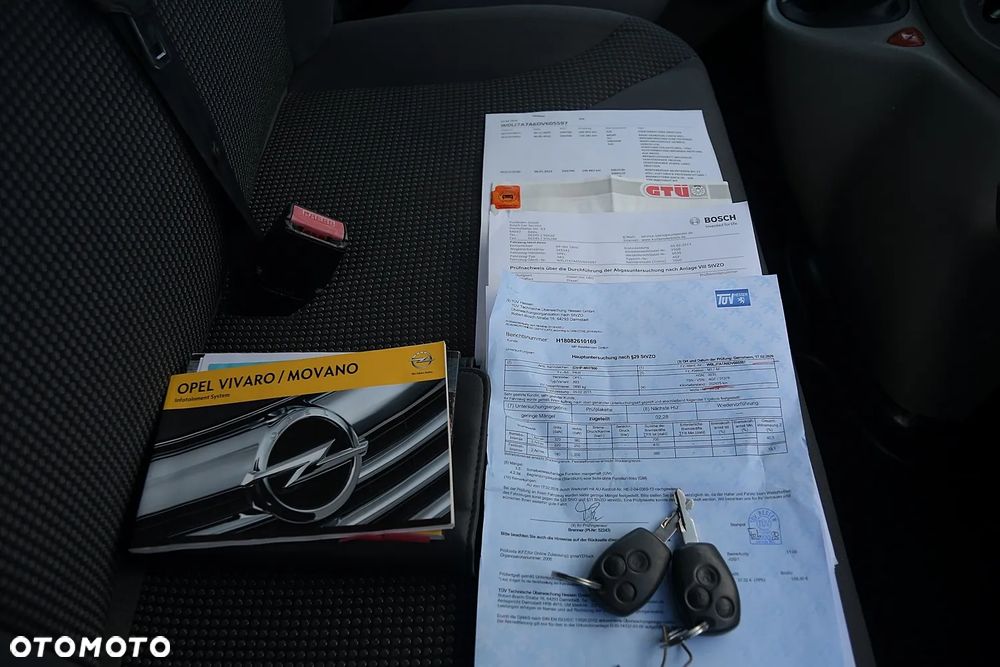 Opel Vivaro - 38