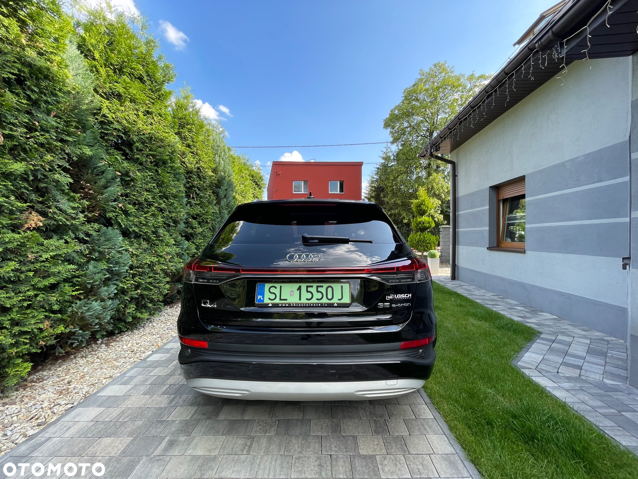 Audi Q4 e-tron - 11