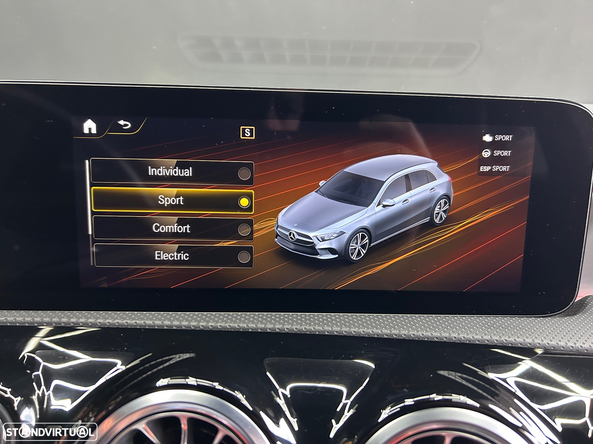 Mercedes-Benz A 250 e AMG Line - 58