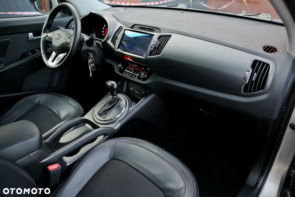 Kia Sportage 2.0 CVVT 2WD Automatik Vision - 22