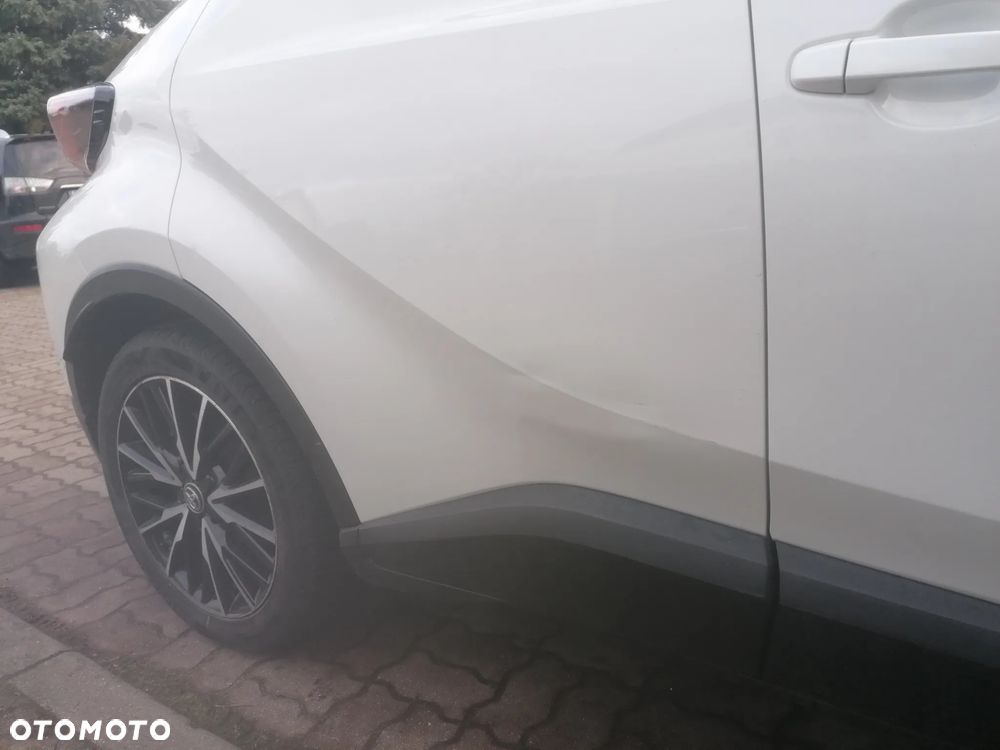 Toyota C-HR 1.8 Hybrid Prestige - 11