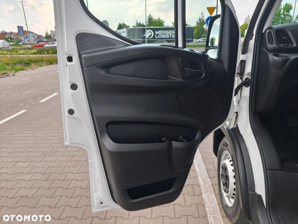 Iveco 35S16 Daily - 20