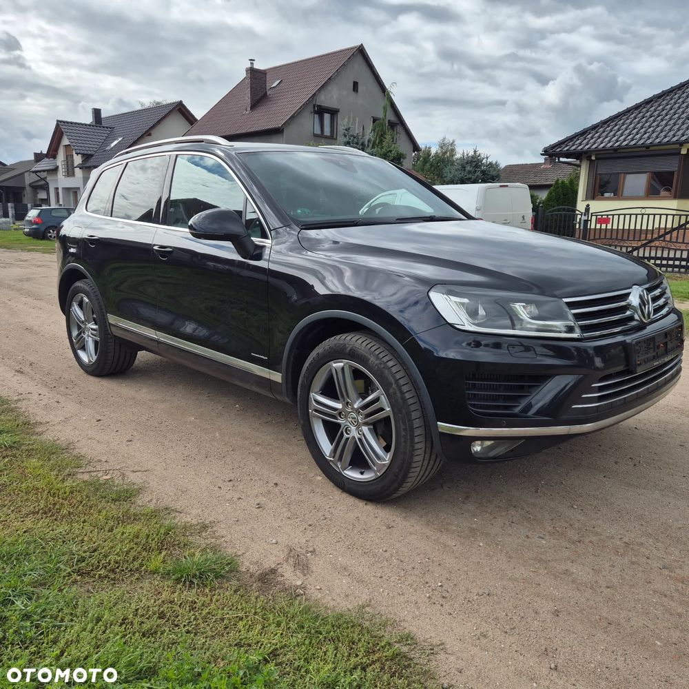 Volkswagen Touareg 3.0 V6 TDI SCR Blue Motion DPF Automatik Executive Edition - 2