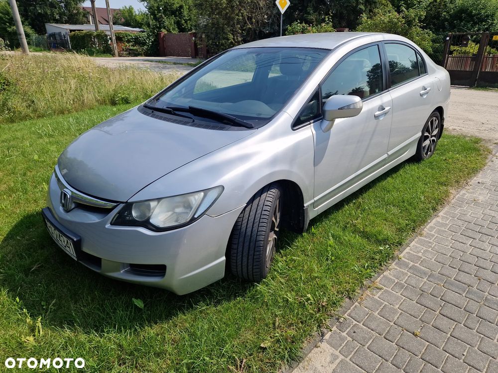 Honda Civic 1.8 Comfort - 2
