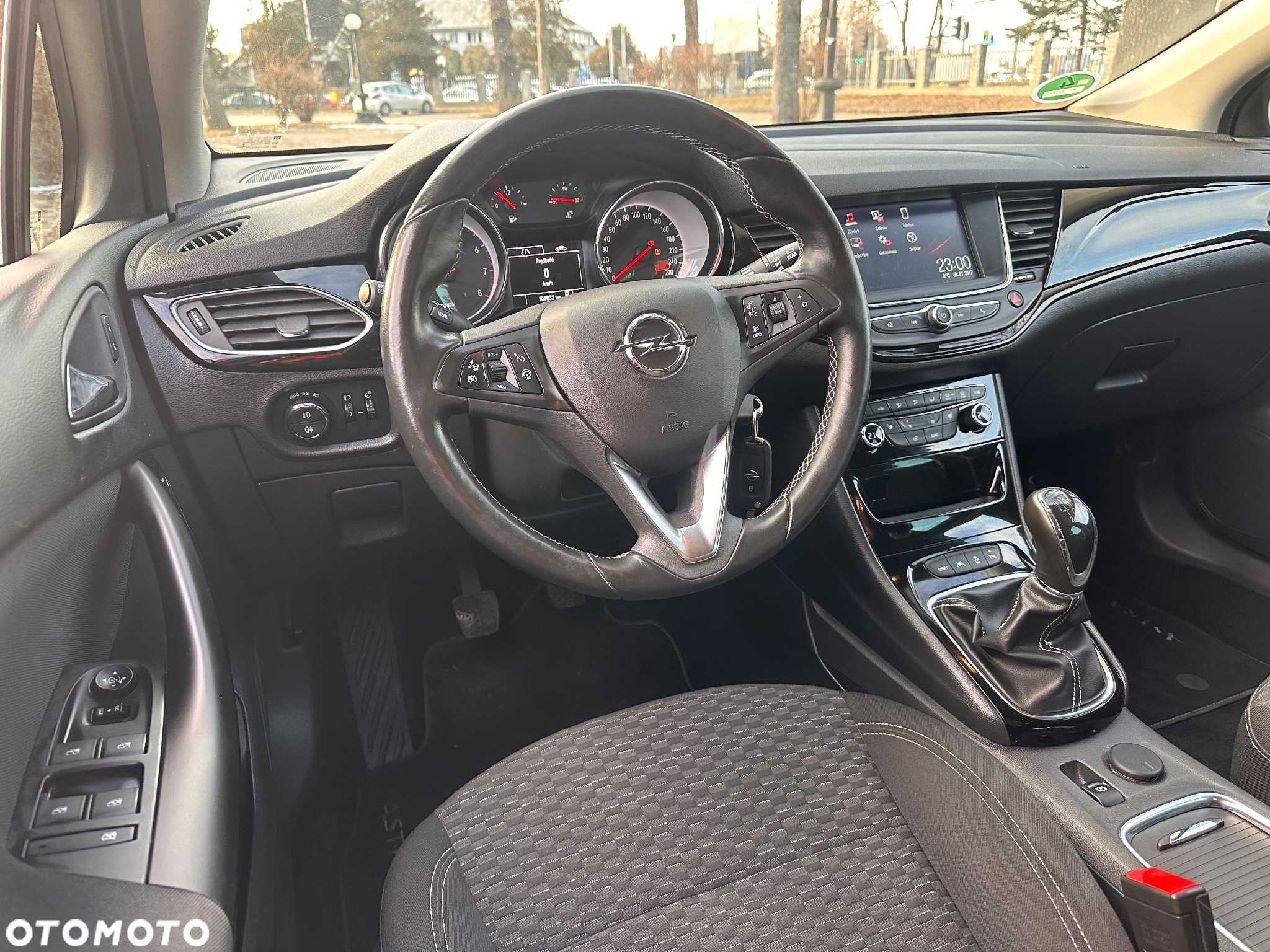 Opel Astra 1.4 Turbo Edition - 9