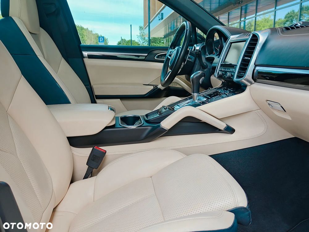 Porsche Cayenne S Diesel - 24
