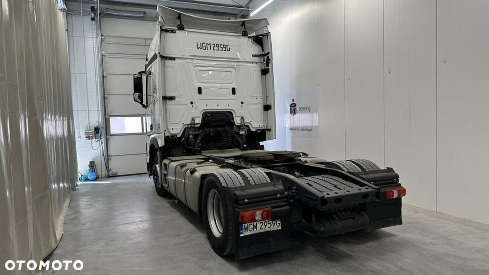 Mercedes-Benz Actros - 6