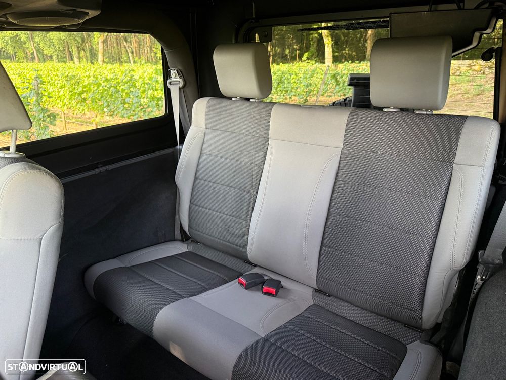 Jeep Wrangler 2.8 CRD DPF Sport - 21