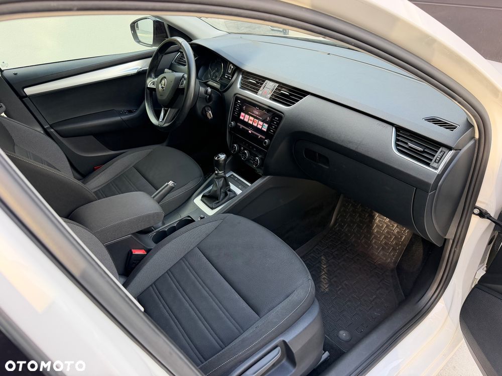 Skoda Octavia - 10