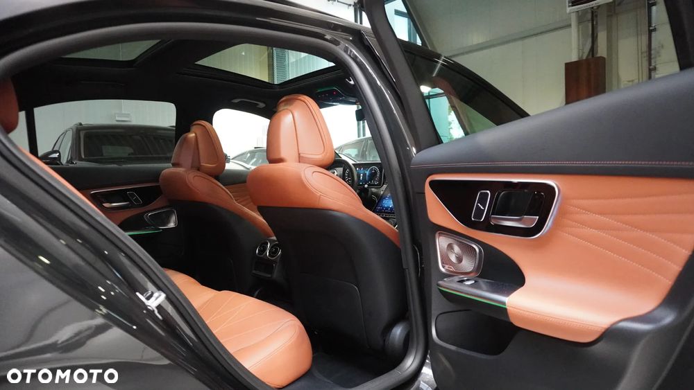 Mercedes-Benz Klasa C AMG 63 S E Performance AMG Speedshift MCT9G - 12