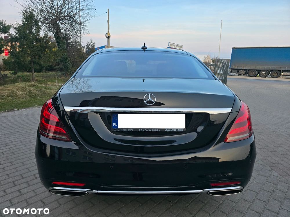 Mercedes-Benz Klasa S 560 4-Matic L 9G-TRONIC - 36