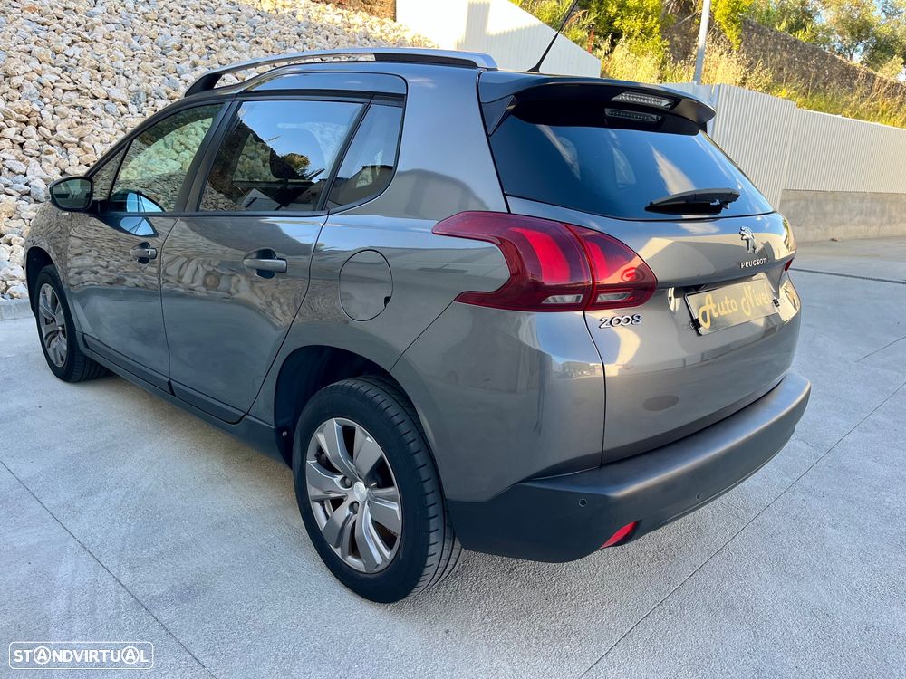 Peugeot 2008 1.2 PureTech Style - 19