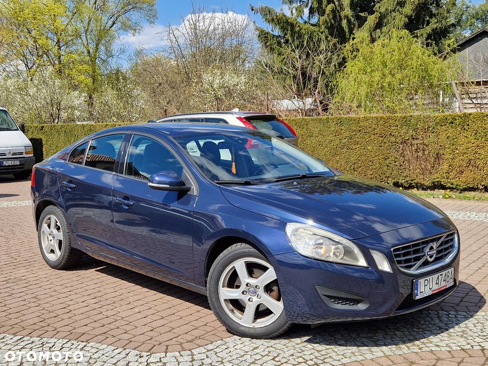 Volvo S60 D3 Geartronic Momentum - 2