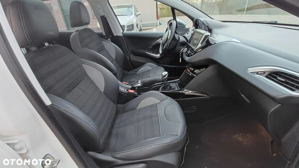 Peugeot 2008 BlueHDi FAP 120 STOP & START Business-Line - 15