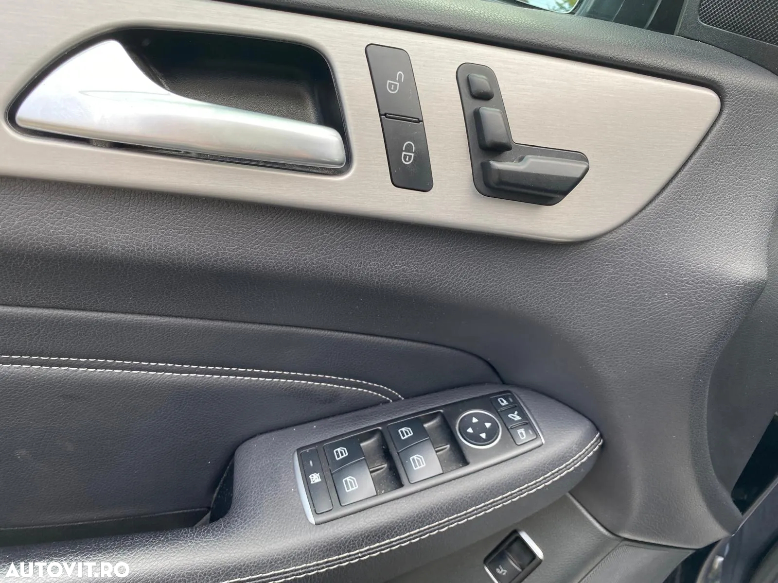 Mercedes-Benz ML 350 BlueTec 4MATIC Aut - 16