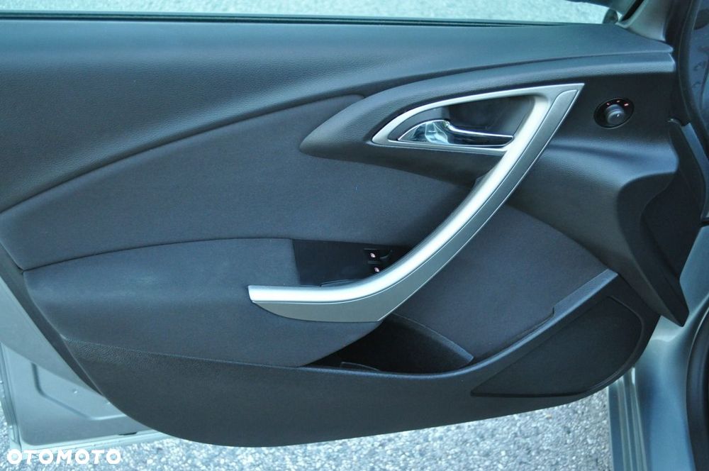 Opel Astra - 25