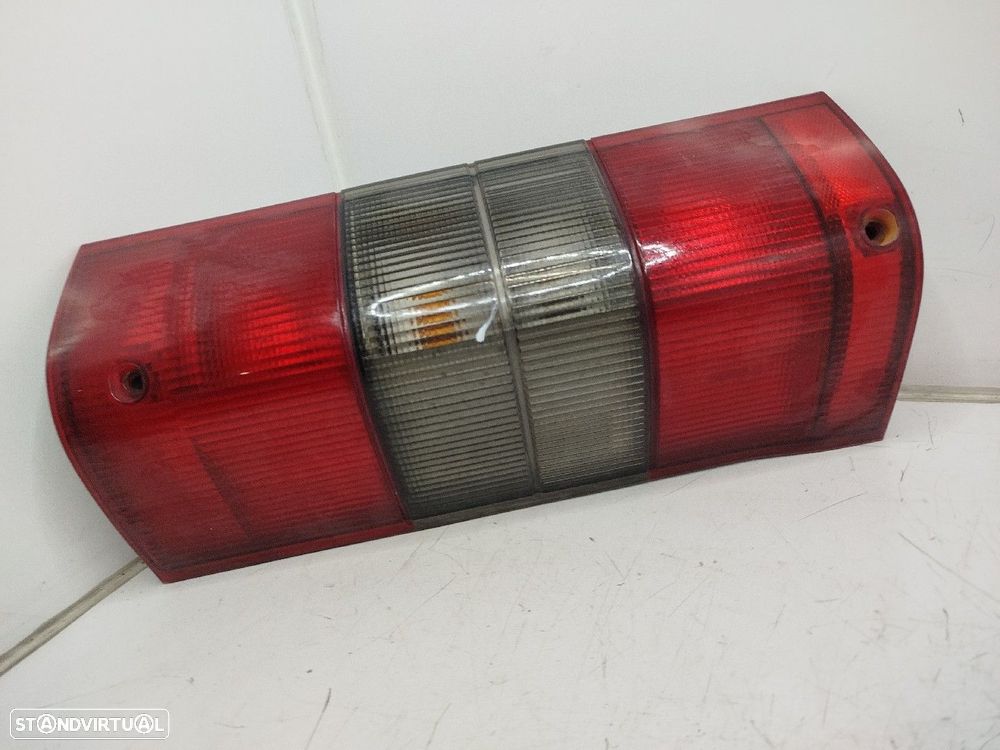 Farolim Stop Esq Peugeot Boxer Caixa (230L)