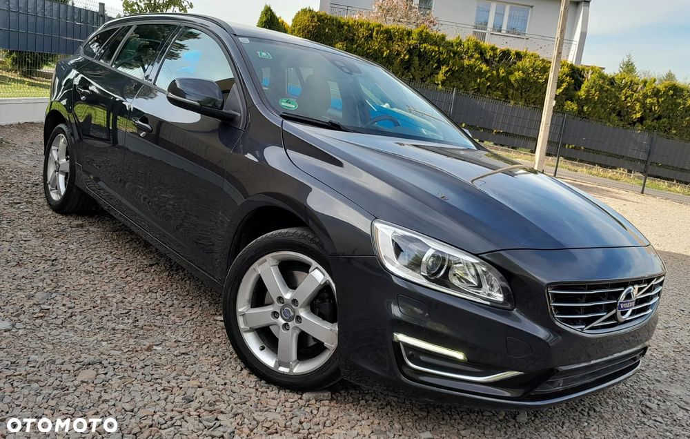 Volvo V60 D2 - 1