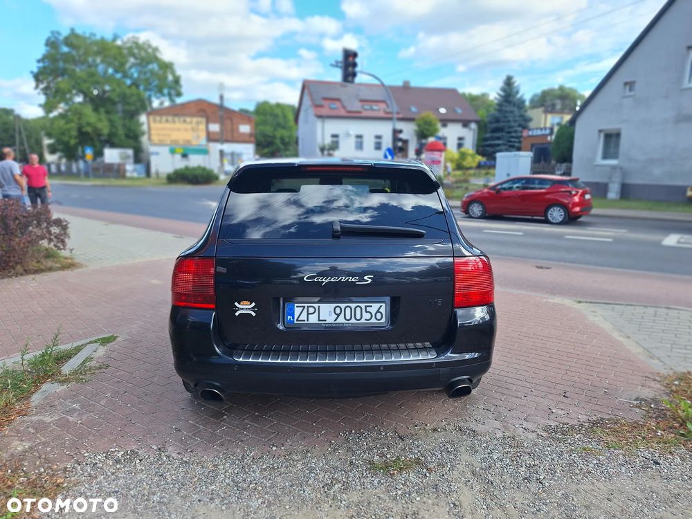 Porsche Cayenne - 12