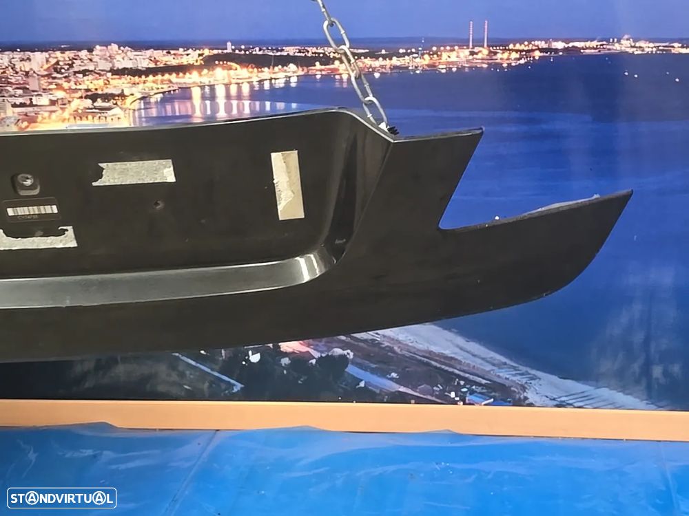 Friso Inferior ORIGINAL da Bagageira Mala BMW Série 7 F01 F02 2008+ - 4