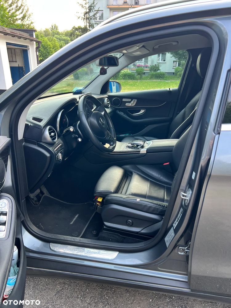 Mercedes-Benz GLC - 7