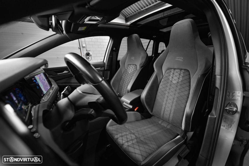 VW Golf Variant 2.0 TDi R-Line DSG - 4