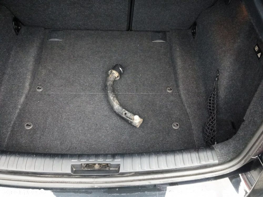 BMW Seria 1 - 12