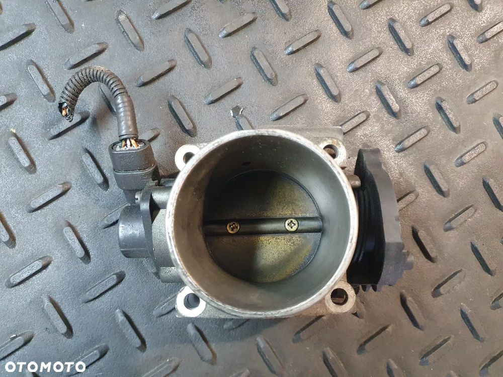 Volvo V40, I 1995.07 - 2000.07 Zawór przepustnicy wysokiego przepływu (zawór sterowania powietrzem) 7279100002 PRZEPUSTNICA - 2