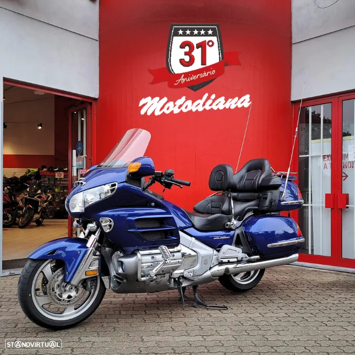 Honda Goldwing 1800 c/ Reboque - 2