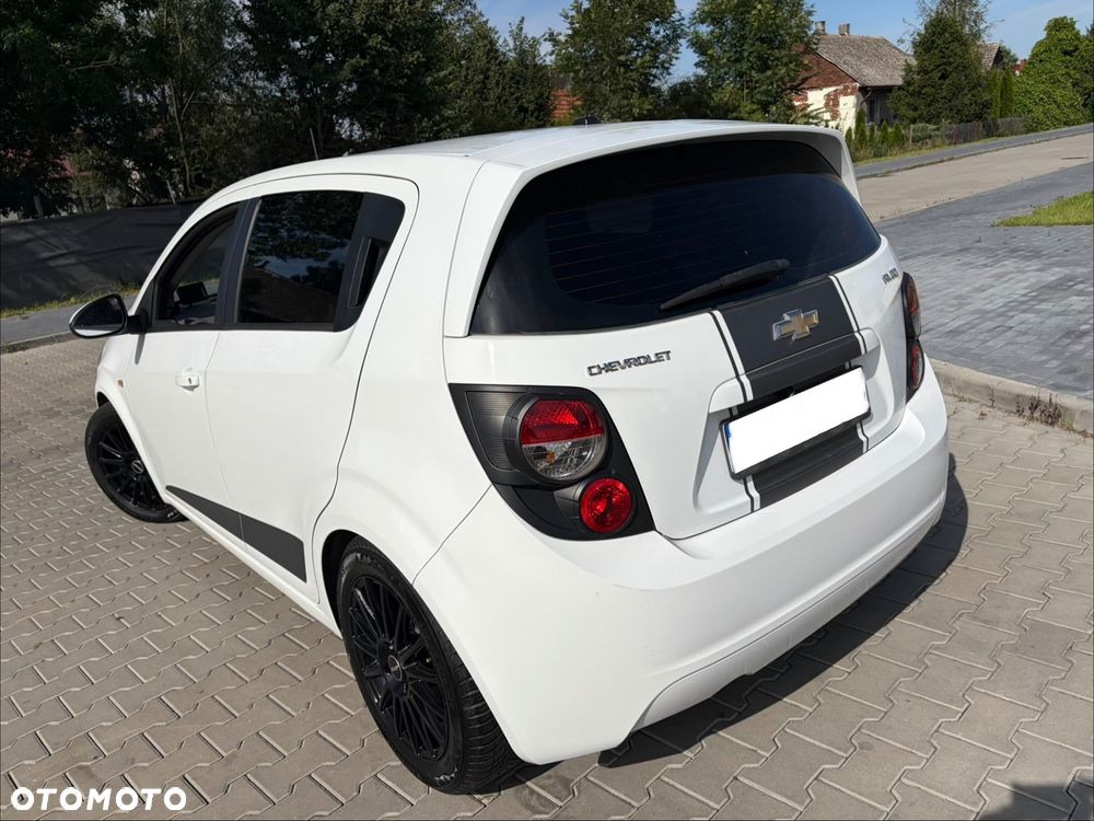 Chevrolet Aveo 1.2 LS+ - 8