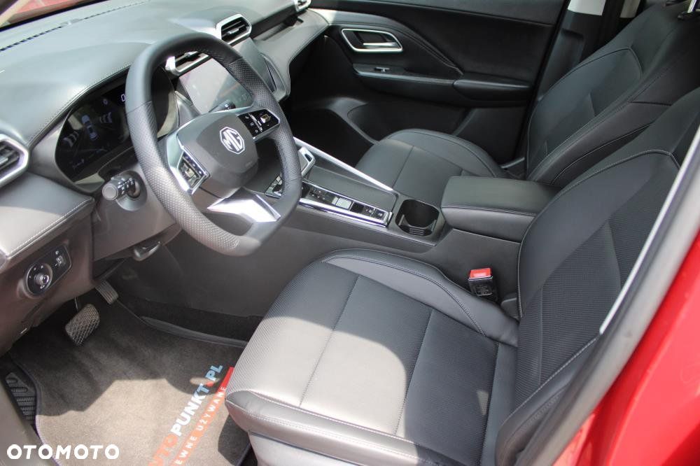MG ZS Hybrid+ - 9