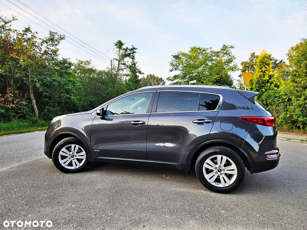 Kia Sportage 2.0 CRDI 4WD Automatik Dream-Team Edition - 9