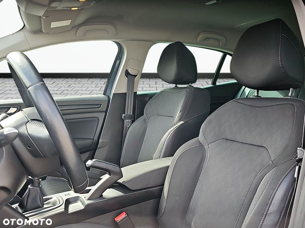 Renault Megane 1.5 Blue dCi Intens - 13
